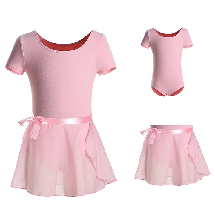 Justaucorps manches courtes avec jupette Sana