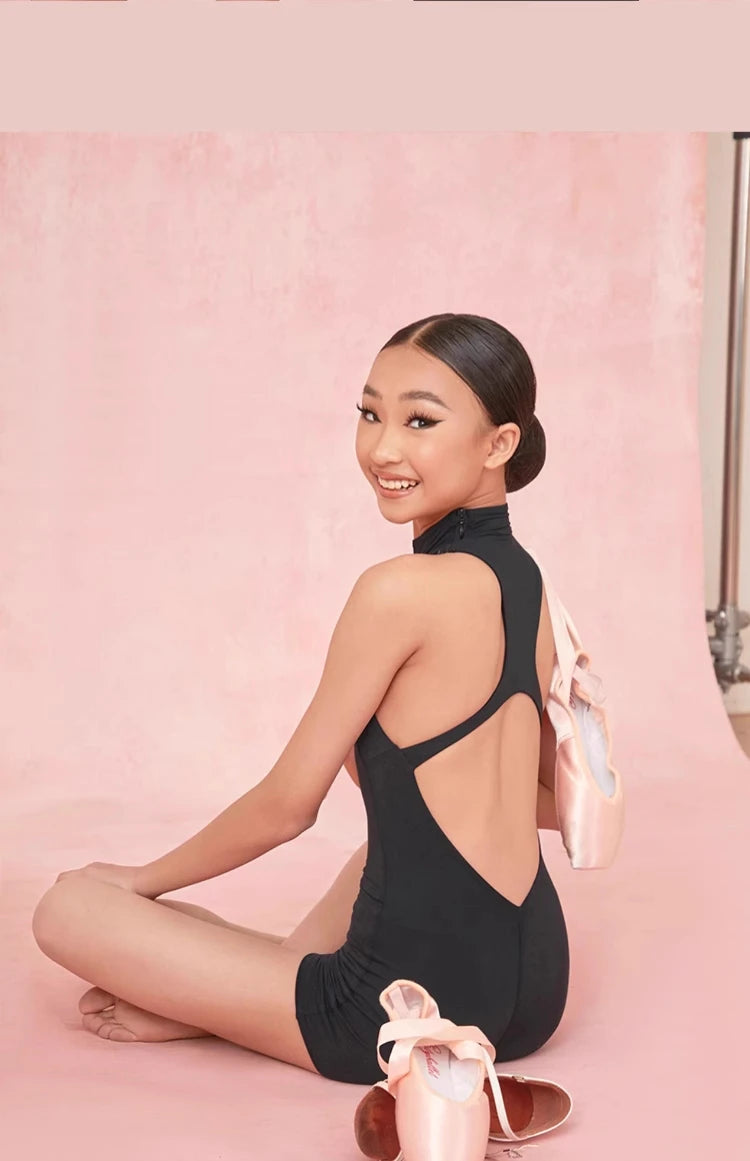 Combi-short col montant sans manche Alessandra