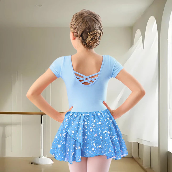 Justaucorps jupette brillante Bryanna manches & coloris au choix