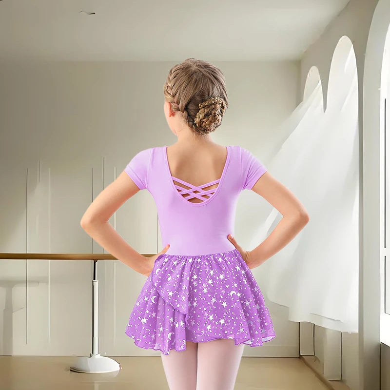 Justaucorps jupette brillante Bryanna manches & coloris au choix