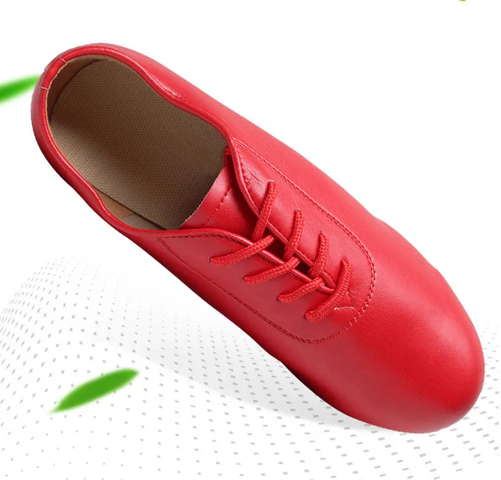 Chaussures de Claquettes unisexe Claude coloris noir ou rouge