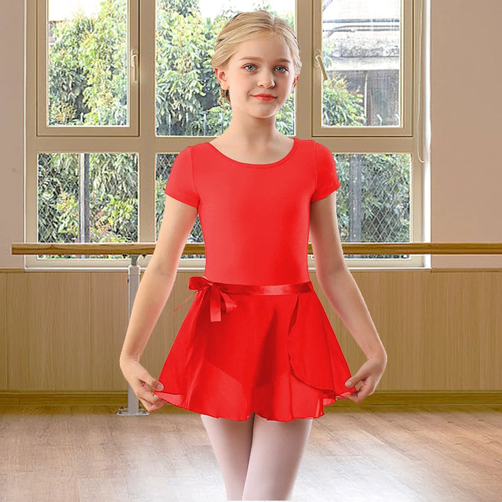 Justaucorps manches courtes avec jupette Sana