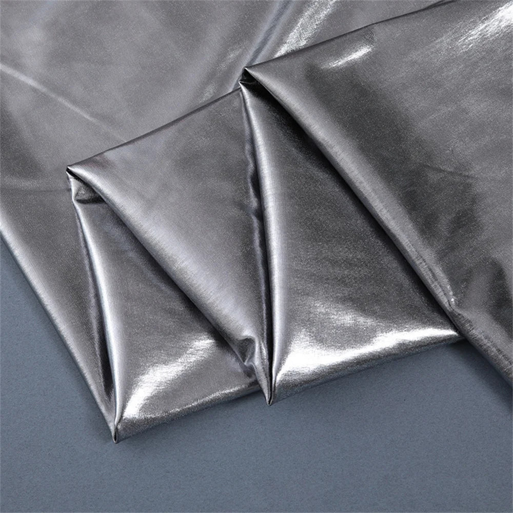 Combi-Short sans manches effet metallique Loycia