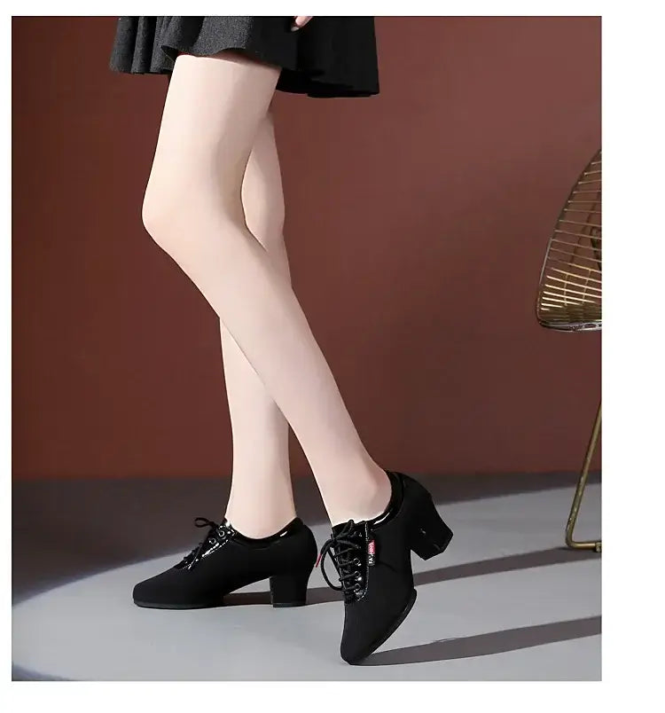 Chaussures de danse Femme Laury à talons pour intérieur ou extérieur