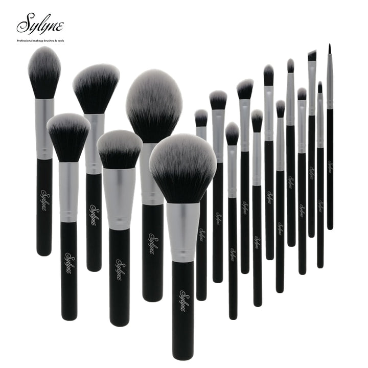 Set de 18 pinceaux à maquillage