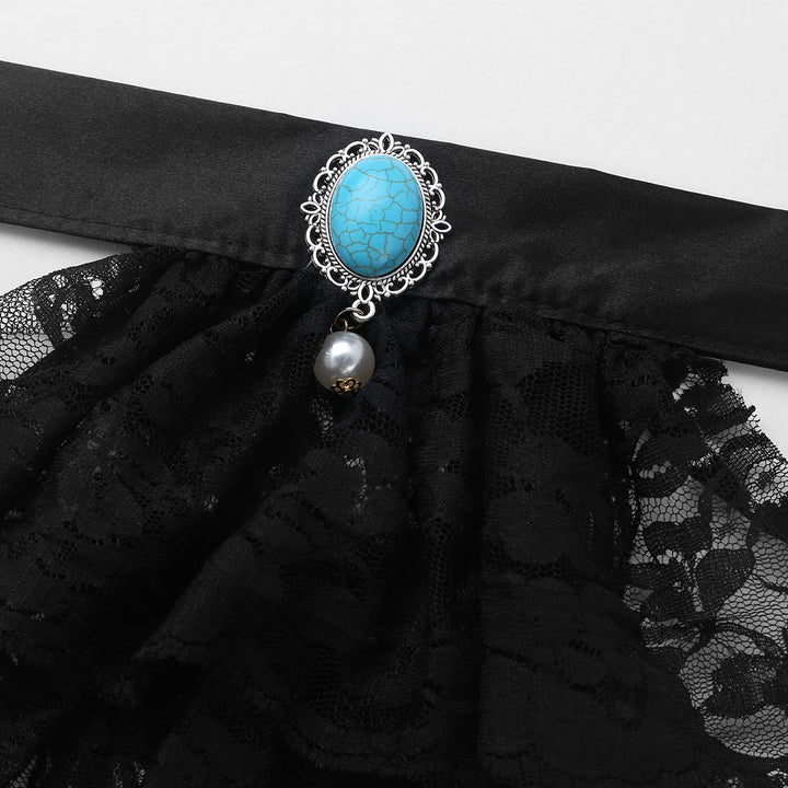 Jabot en dentelle coloris blanc ou noir