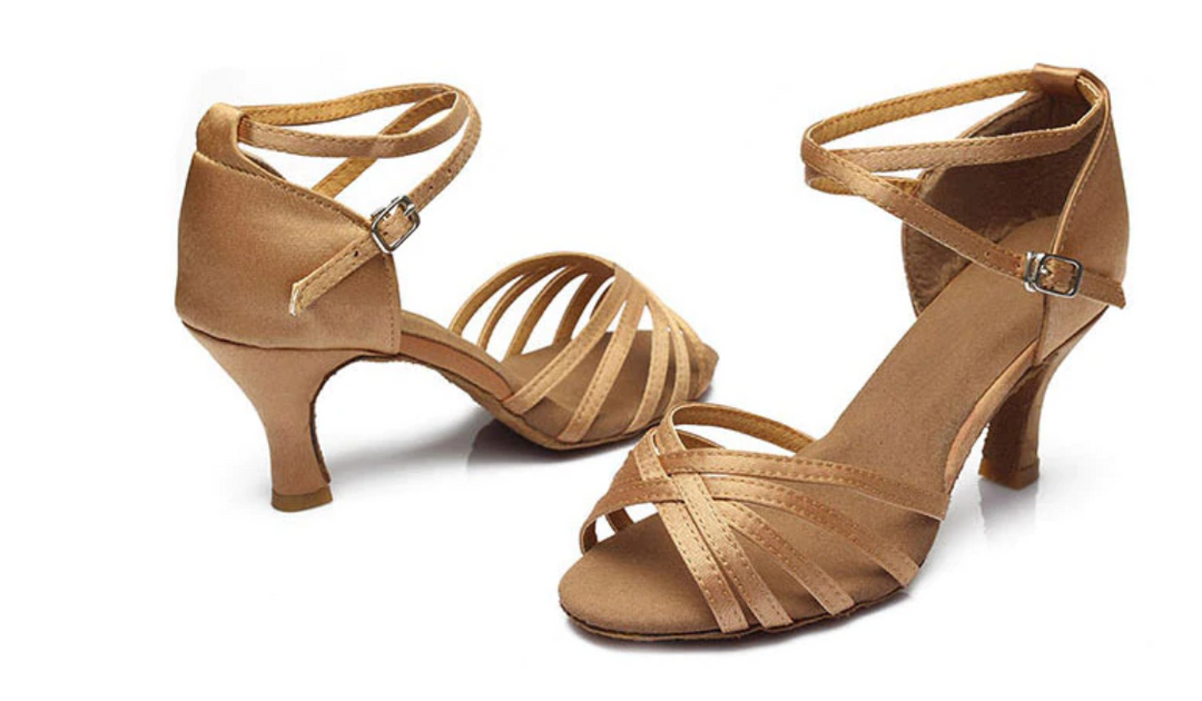 Chaussures de danse pour femme - 6 coloris au choix: noir, beige, marron, or, argent, léopard - Talons personnalisables: hauteurs disponibles 5 ou 7cm - Dance Store