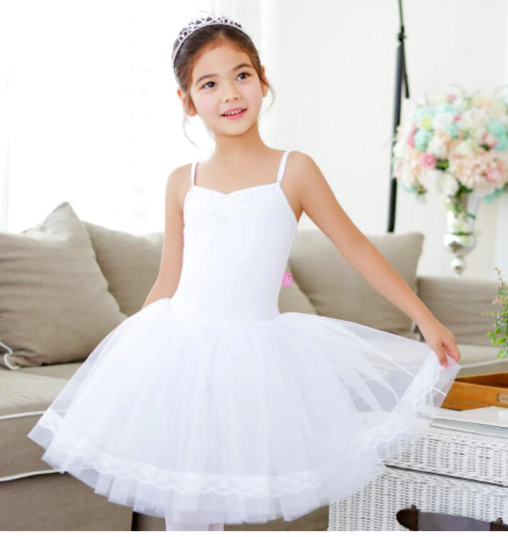 Robe Tutu fines bretelles avec dentelles et strass Ilvie