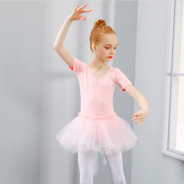 Justaucorps manches courtes avec jupette Cindy